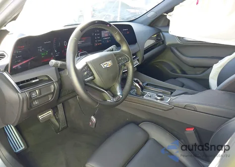 2025 Cadillac Ct5-V V-Series Rwd z USA, uszkodzony, nr VIN 1G6DR5RW5S0120992